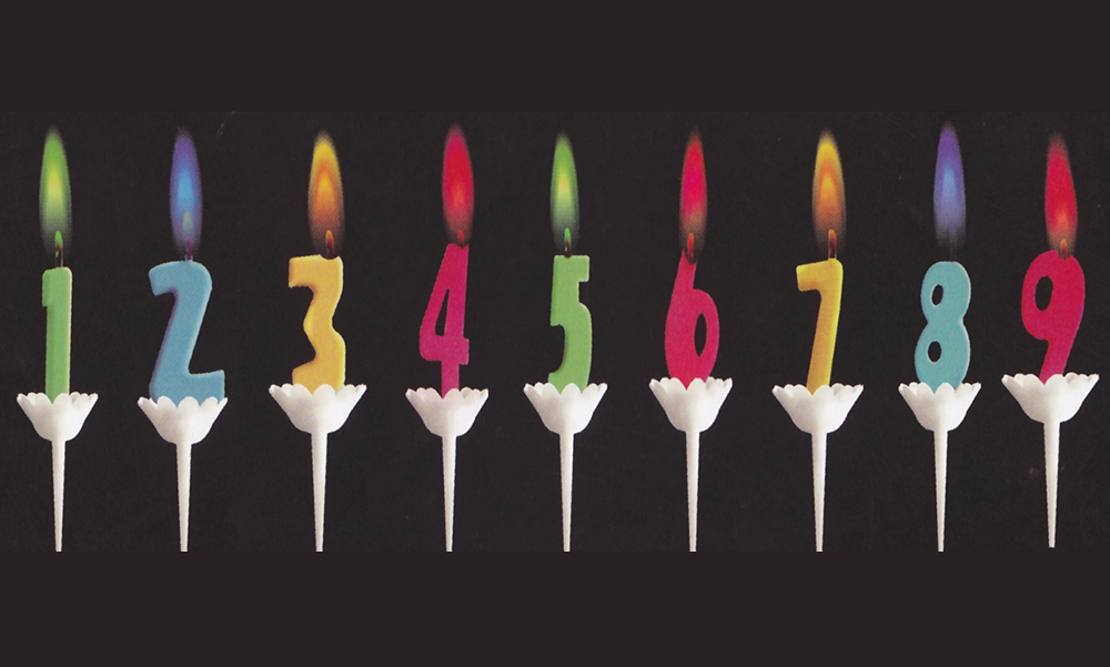 Colored flame candle